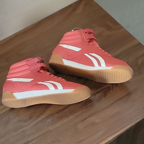 NEW Reebok Women’s 6.5 Freestyle Hi Shoes Sneakers Suede Leather Coral Orange - Picture 6 of 12